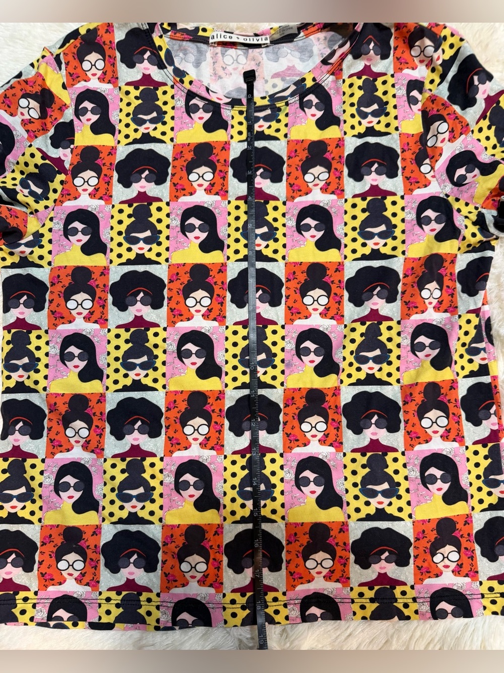 Alice + Olivia Multicolor Graphic Short Sleeve Tee - Picture 4 of 4